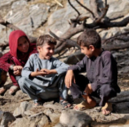 د ملګرو ملتونو سخت خبرداری: په افغانستان کې ۱.۷ میلیونه ماشومان د مړینې له ګواښ سره مخ دي