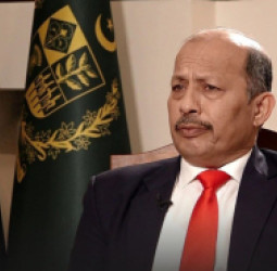 د پاکستان پخوانی سفیر: که طالبان د افغان ولس له لوري نسکور شي، اسلام‌اباد به نوی حکومت په رسمیت وپېژني