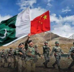 په پنجاب کې د پاکستان او چین ستراتېژیک ګډ پوځي تمرینونه؛ د «واریر رزمایش په درانه مراسمو پيل شو