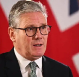 لندن : بریتانیا د اوکراین د ملاتړ لپاره د ځمکنيو ځواکونو د استولو احتمال مطرح کړ