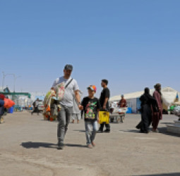 کابل __ د کډوالو نړيوال سازمان د راستنېدونکو افغانانو ستاينه وکړه؛ هيله او ننګونې څنګ په څنګ