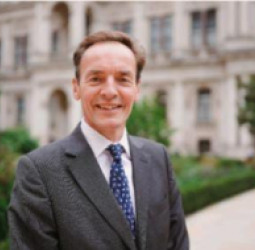 د بریتانیا ځانګړی استازیریچارد لیندسي : د افغان ښځو د حقونو پر وړاندې خنډونه باید بې‌ځنډه لرې شيد ښځو مبارزه الهام‌ بښونکې ده