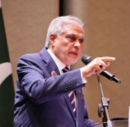 وزیر خارجۀ پاکستان: ادامۀ حملات تی تی پی ازافغانستان روابط دو طرف را تنش آلود کرده است