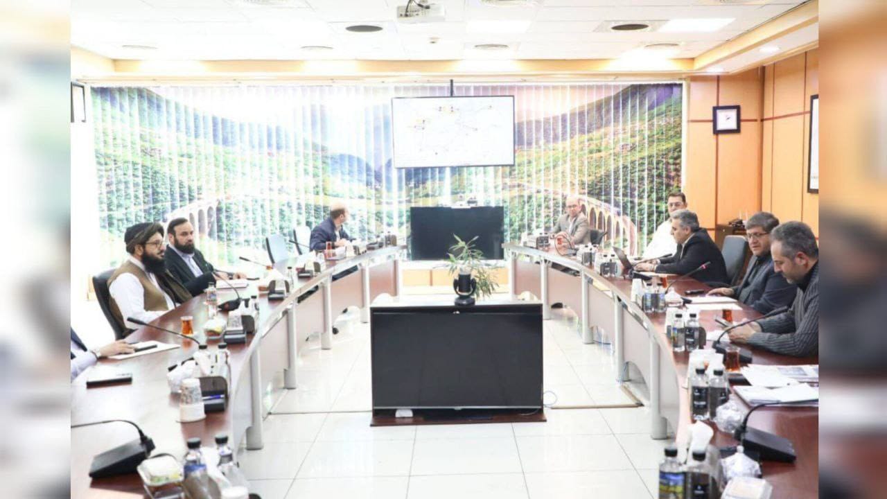 تهران – د طالبانو سفیر د خواف-هرات اورګاډي پروژې د ملاتړ لپاره د ایران مننه وکړه