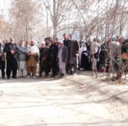 شکایت متقاعدان از کندی پرداخت حقوق شان در آستانۀ زمستان