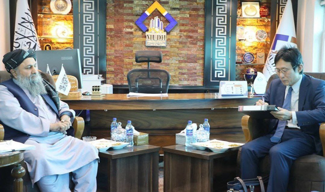 د جاپان د سفیر کتنه له مولوي نجیب‌الله حیات حقاني، د ښار جوړونې او کور جوړولو له وزیر سره