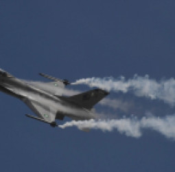 حملات پاکستان نقض حریم هوایی و تهدید به صلح است