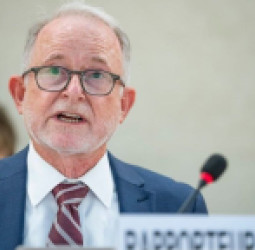 د ملګرو ملتونو د بشري حقونو راپور ورکوونکی ریچارد بېنېټ: نړۍ دې د طالبانو د چلند عادي کېدو ته غبرګون وښيي