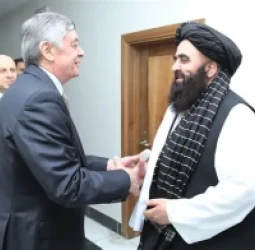 طالبان به د مسکو په راتلونکې غونډه کې د «رسمي غړي» په توګه ګډون وکړي