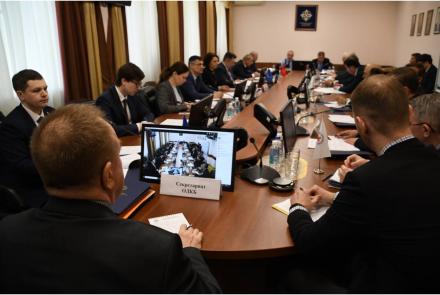 د افغانستان په اړه نړیواله اندېښنه: د امنیتي ګواښونو پر وړاندې د همغږۍ نوې هڅه