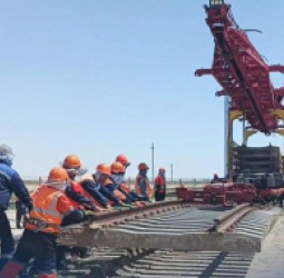 په نایب‌آباد کې د رېل پټلۍ نوې فرعي کرښه بشپړه شوه؛ د سیمه‌ ییز ترانزیت لپاره مهم ګام