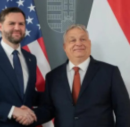 بوداپست —د هنګري د ټاکنو سیالي توده شوه؛ د امريکايي لوړپوړي چارواکي ملاتړ او د اروپا پر سیاستونو توند برید