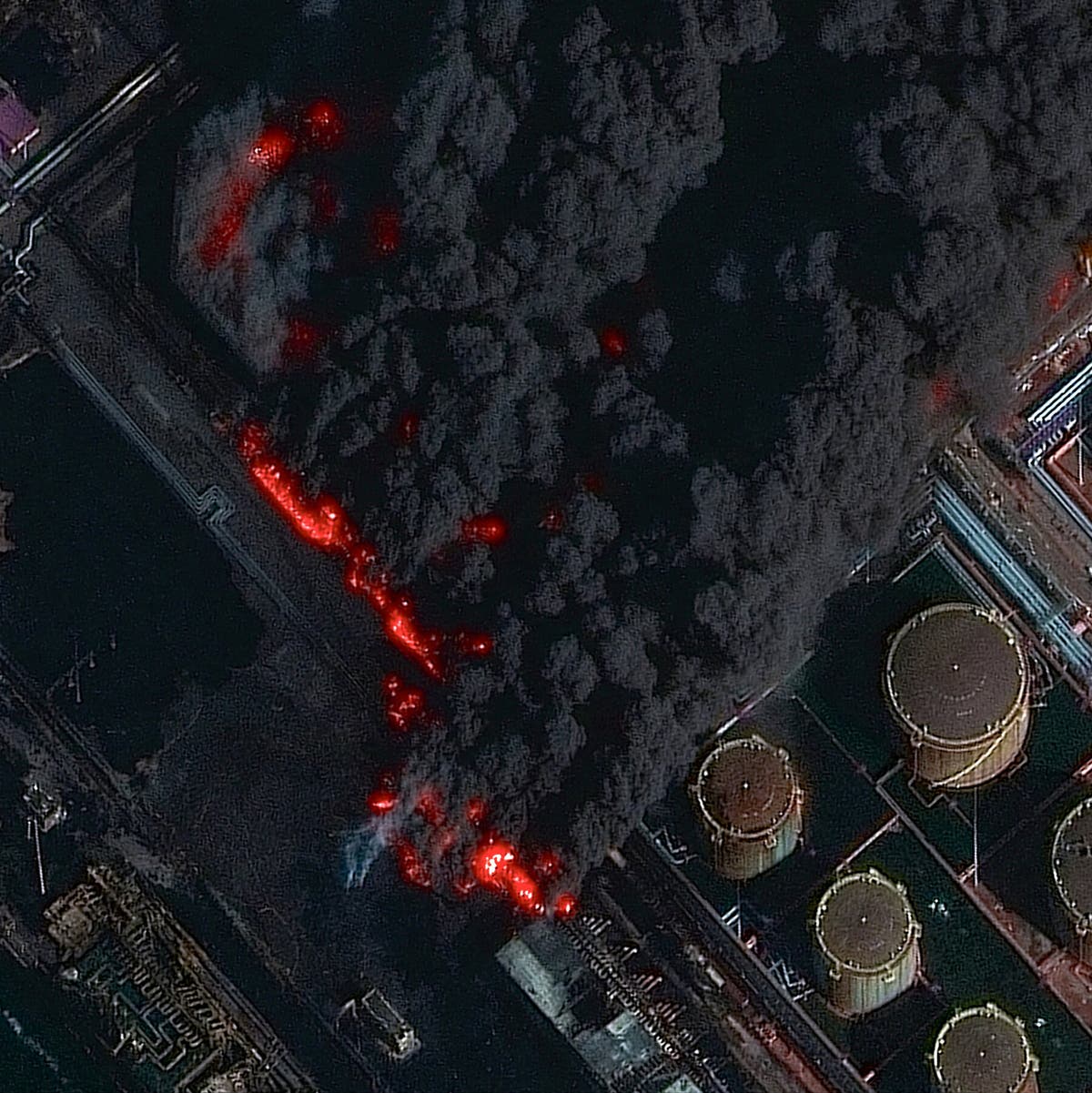 کییف — اوکراین د روسیې د تېلو پر تاسیساتو بریدونه زیات کړل؛ د جګړې تمویل کمولو هڅه