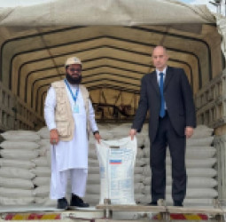 روسیې افغانستان ته د غني شويو غنمو اوړو لومړنۍ جوپه وسپارله