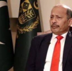منصور احمد خان: د افغانستان او پاکستان اړیکې له تر ټولو سخت بحران سره مخ دي