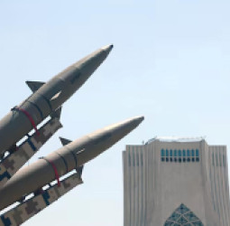 تهران : ایران خبرداری ورکړ: که امریکا بیا برید وکړي، د خلیج هېوادونو د انرژۍ تاسیسات به په نښه کړو