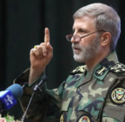 تهران : د ایران پوځ قوماندان ټرمپ ته: د هرمز تنګي په اړه ملنډې وهل لویه تېروتنه ده
