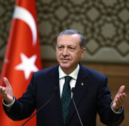 د ترکیې ولسمشراردوغان: د هرمز تنګي بیا پرانیستل د ترکیې لپاره لومړیتوب لري