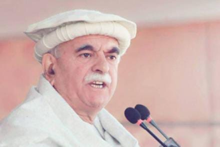 محمود خان اڅکزی: د افغانستان د لارو تړل زرګونه کورنۍ له سختو ستونزو سره مخ کړې دي