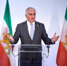 رضا پهلوي: د ایران راتلونکی باید د ولس په رایه او ازادو ټاکنو وټاکل شي