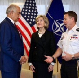 همسایه ها در خدمت امریکا؛  زلمی خلیلزاد:  پاکستان پس از حملات ۱۱ سبتامبر به اجارۀ امریکا در آمد