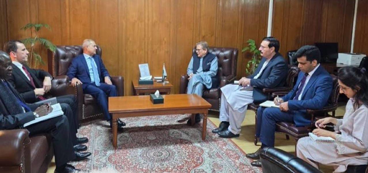 اسلام‌آباد کې د پاکستان ځانګړي استازي او د یوناما پلاوي لیدنه؛ د سرحدونو  هاخوا ترهګرۍ په اړه اندېښنې مطرح شوې