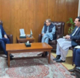 اسلام‌آباد کې د پاکستان ځانګړي استازي او د یوناما پلاوي لیدنه؛ د سرحدونو  هاخوا ترهګرۍ په اړه اندېښنې مطرح شوې