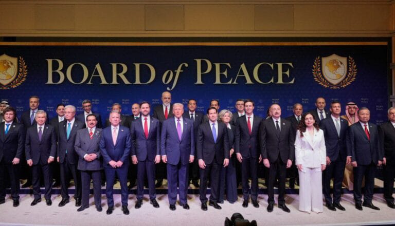 په واشنګټن کې د غزې د سولې شورا لومړنۍ ناسته — د ټرمپ تر مشرۍ لاندې د اوربند هڅې