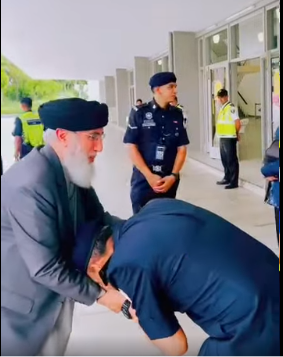 استقبال گرم پولیس مالیزیا از گلبدین حکمتیار واکنش‌برانگیز شد