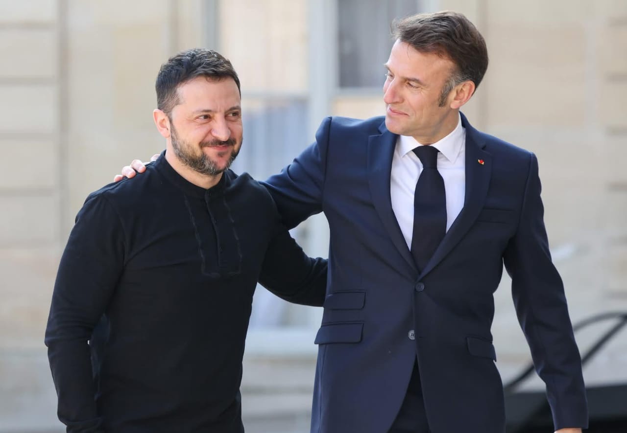 پاریس ـــ  مکرون د اوکراین لپاره د امنیتي اعلامیې تصویب «مهم ګام» وباله