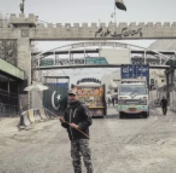 کابل — د افغانستان او پاکستان ترمنځ سوداګري په دوو کلونو کې ۴۰ سلنه کمه شوې