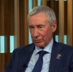 مسکو — روسي چارواکی: د امریکا د دموکراتانو سیاستونو شوروي اتحاد افغانستان ته د پوځي مداخلې پر لور ټېل وهه