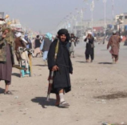 کابل – طالبانو د پاکستان پر ضد د برید په تور څلور وسله‌وال جنګیالي محکمې ته ورپېژندلي؛ د سرحدي امنیت او سیمه‌ ییز ثبات په تړاو جدي پیغام