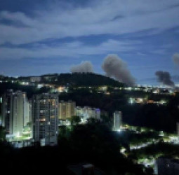 په کاراکاس کې درنې چاودنې؛ د ونزوئلا پلازمېنه د هوايي بریدونو شاهد