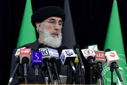 نخست وزیر مالیزیا به عیادت حکمتیار رفت