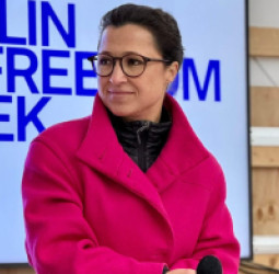 کابل / بروکسل –  د اروپا پارلمان غړې د طالبانو نوی جزا قانون «جنسیتي اپارټایډ» بولي؛ د ښځو پر وړاندې د سیستماتیک ظلم تورونه