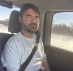 د امریکا د کډوالۍ ادارې یو افغان مهاجر په نیویارک کې ونیوه