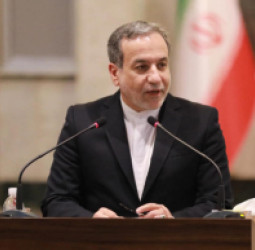 تهران–واشنګټن تاوتریخوالی اوج ته رسېږي؛ عراقچي د «چټک او پرېکنده» غبرګون خبرداری ورکوي، ټرمپ د سخت برید ګواښ تکراروي