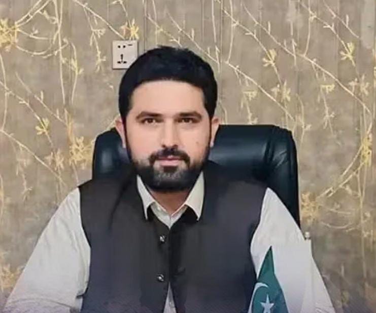 پېښور – پاکستان د خیبرپښتونخوا وزیر اعلی: که د افغانستان له خاورې د پاکستان پر ضد د بریدونو ادعا شته، باید روښانه شواهد وړاندې شي