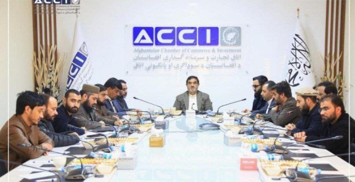 کابل – د افغانستان او پاکستان د سوداګرۍ خونو ترمنځ د بندرونو د بیا پرانیستلو په اړه  خبرې شوې دي