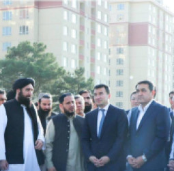افغانستان او اوزبېکستان:  د اقتصادي همکاریو نوی پړاو پیلوي؛ د ۱۰۰ زره ټنه پنبې پېر او د سوداګرۍ پراختیا ته هوکړې