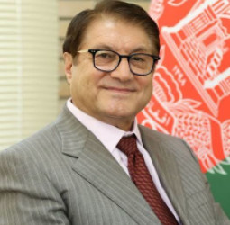 انورالحق احدي: د افغانستان د کنګل شوې شتمنۍ ارزښت ۴.۲ میلیارده ډالرو ته رسېدلی؛ ۷۰۰ میلیونه ډالره ګټه شوې