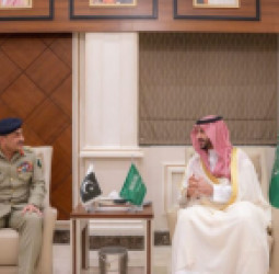 رياض — د سعودي دفاع وزير ايران ته خبرداری: له تاوتريخوالي ډډه وکړئ