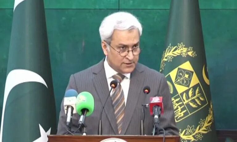 اسلام‌آباد د رسنیو راپورونه رد کړل: د چین د منځګړیتوب په اړه ادعاوې «بې‌اساس» وبلل شوې