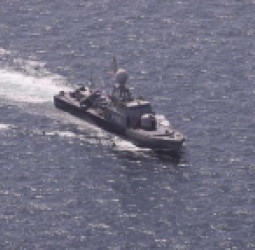 فاجعه در اقیانوس هند و تهران؛   کشته شدن ۱۰۴ نظامی ایرانی در حمله امریکا