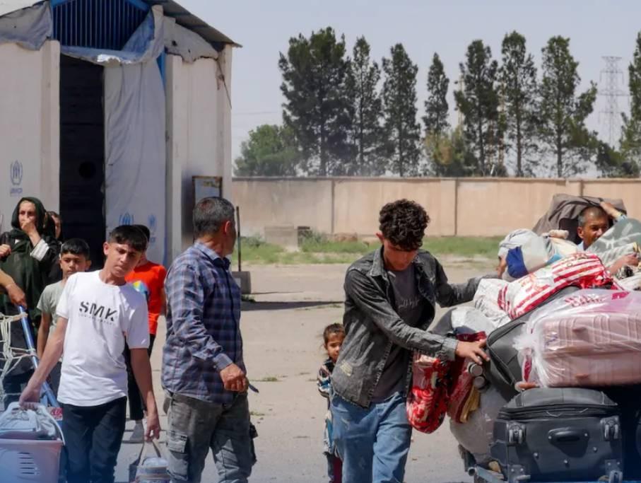 مشهد کې د افغان کډوالو د ستونزو د حل لپاره ګډه غونډه شوې