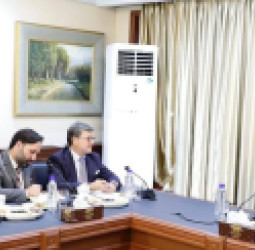 افغان کډوال : اروپايي ټولنې له راستنېدونکو افغانانو سره د مرستو د دوام ډاډ ورکړ