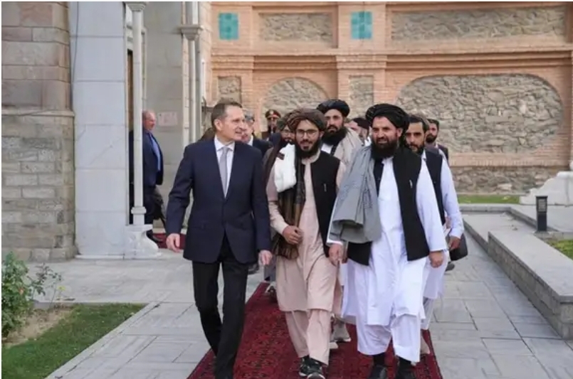 کابل ته د سیمې د استخباراتي چارواکو تګ راتګ زیات شوی؛ د روسیې د استخباراتو رئیس هم کابل ته ورسېد