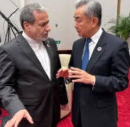 بیجینګ: د امریکا او ایران د جګړې اوږدېدل د هېچا په ګټه نه دي